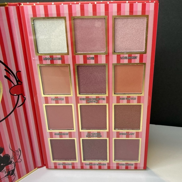 Disney Minnie Mouse Eyeshadow Palette - Picture 6 of 10